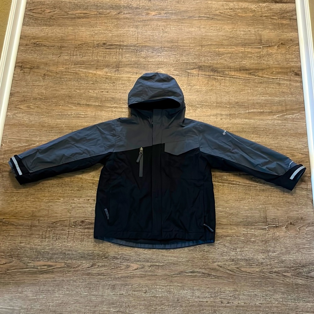 Boys Columbia Jacket (Size 6/7)